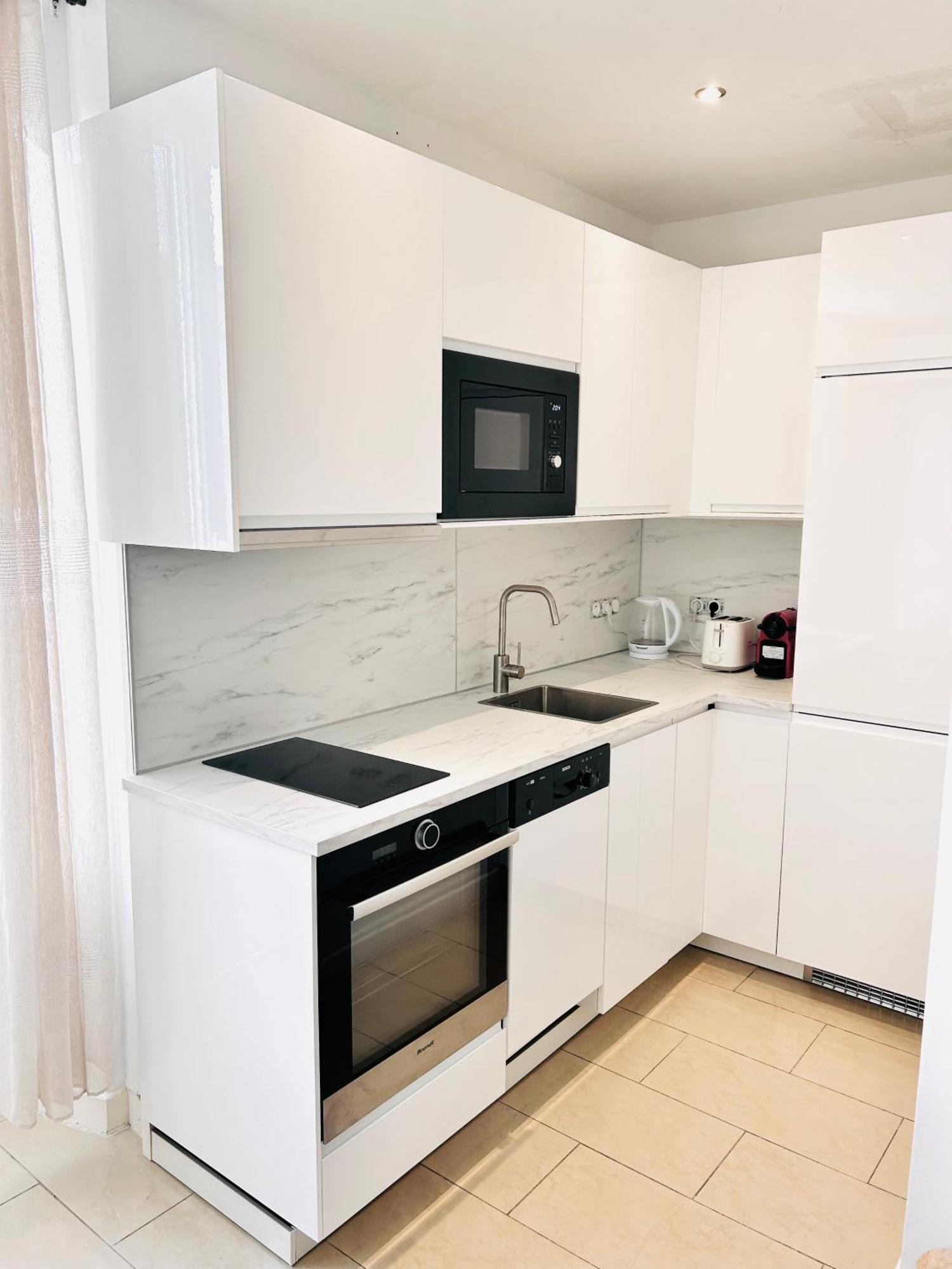 2 Bedroom Flat Center La Croisette Banane Apartamento